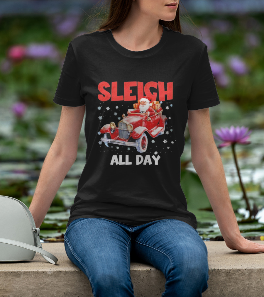 Sleigh Santa Claus Driving Vintage Car Merry Christmas T-Shirt