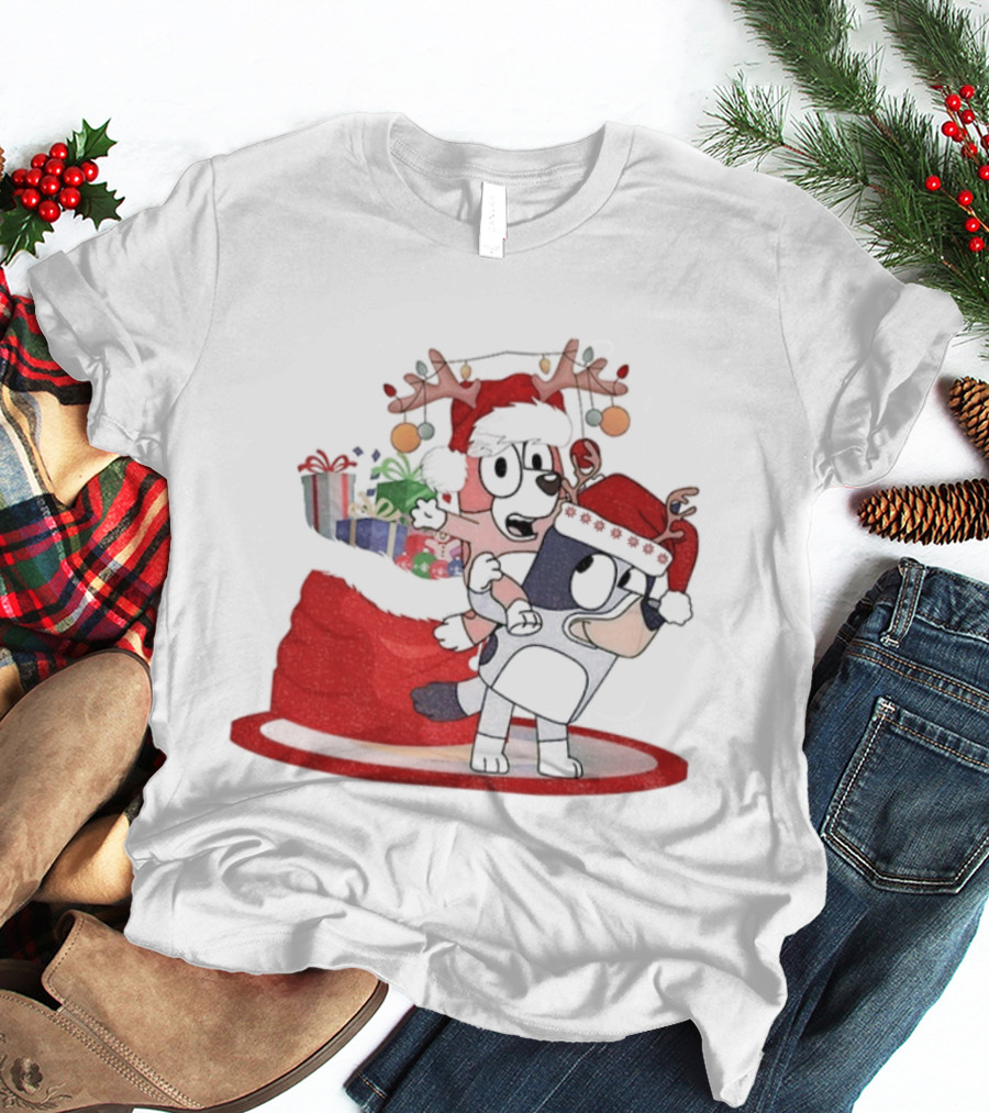 Bluey And Bingo Reindeer Santa Hat Merry Christmas Festive Celebration T-Shirt