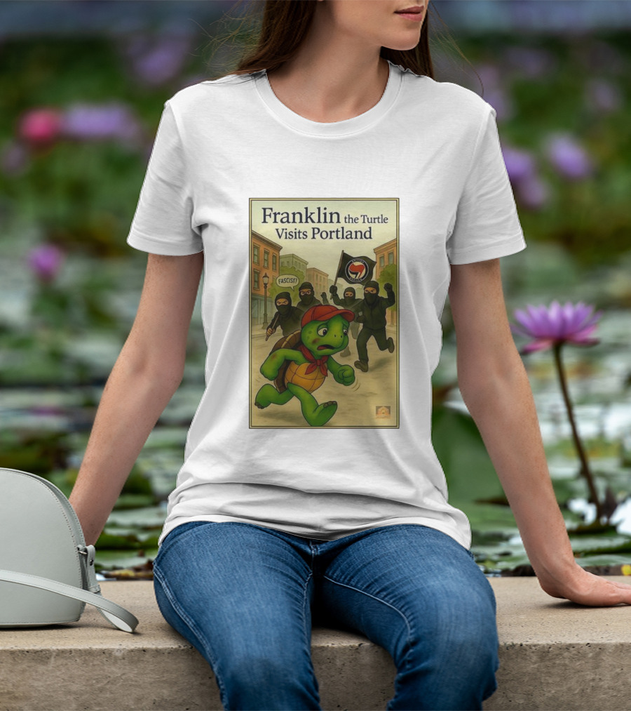 Franklin The Turtle Visits Portland Antifa Protest Scene T-Shirt