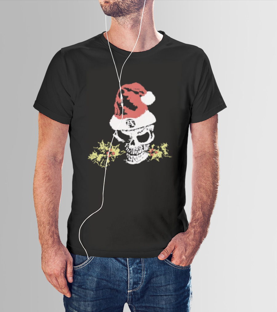 Alchemist Christmas Skull Santa Hat Holly Wreath T-Shirt