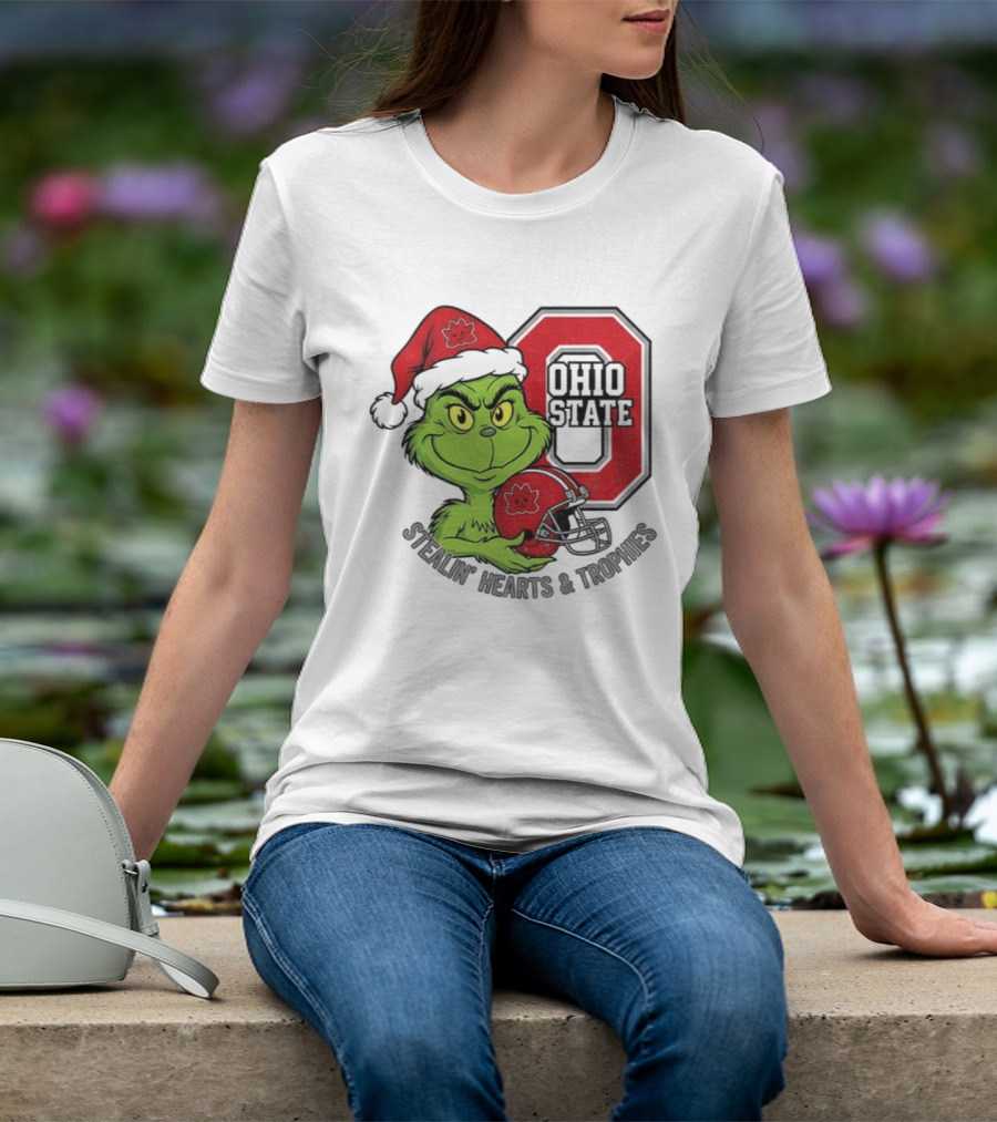 Ohio State Christmas Grinch Stealin’ Hearts Trophies T-Shirt