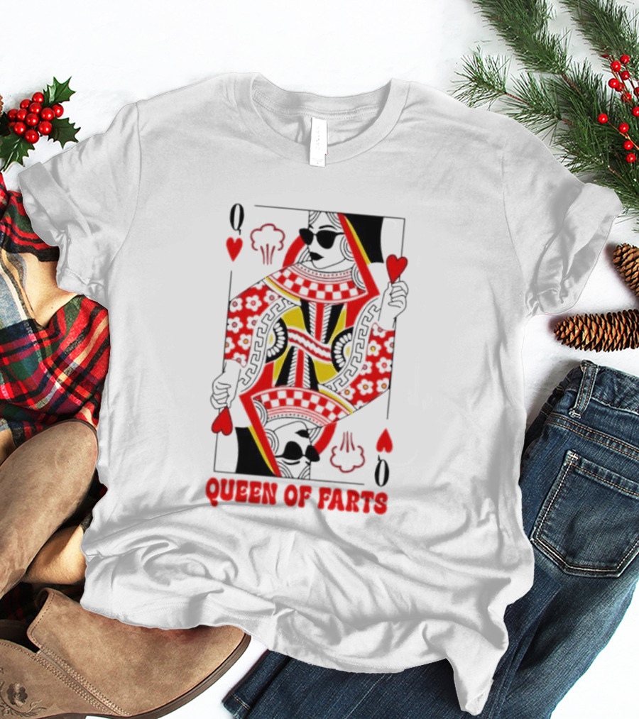 Queen Of Hearts Farts Playing Card Novelty T-Shirt