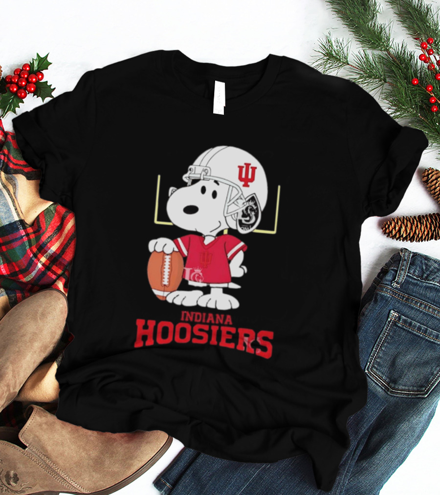 Snoopy Indiana Hoosiers Football Helmet Jersey Football Field T-Shirt
