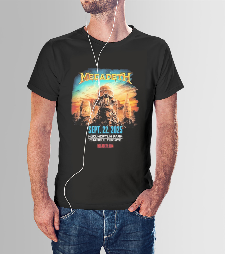 Megadeth September 22 2025 Küçükçiftlik Park Istanbul Turkey Skull T-Shirt