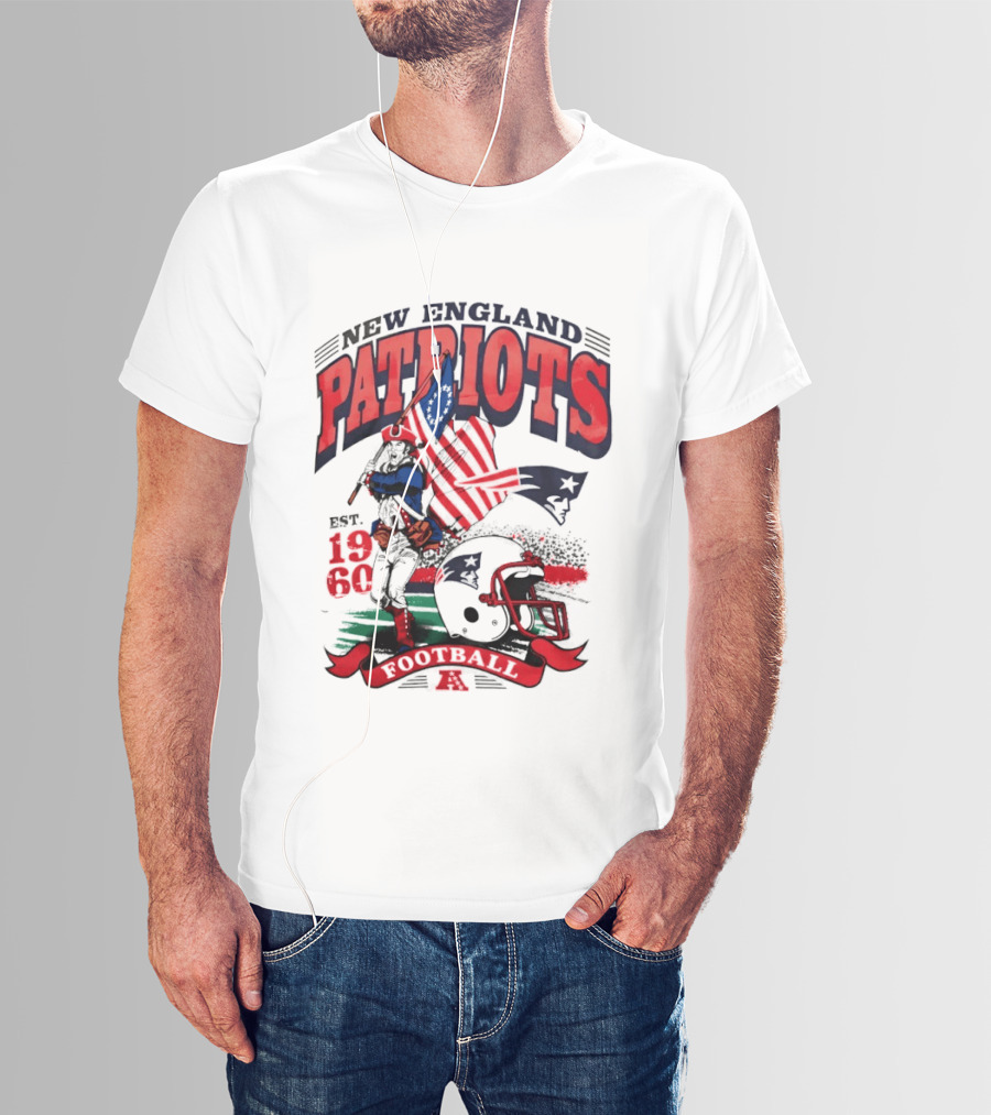 New England Patriots Football Est 1960 Vintage Style Helmet And Flag T-Shirt