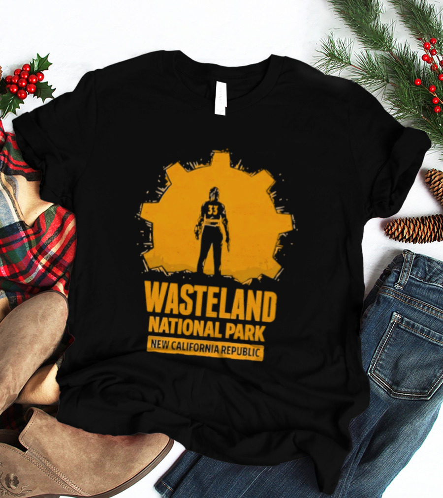 Player 33 Wasteland National Park New California Republic T-Shirt