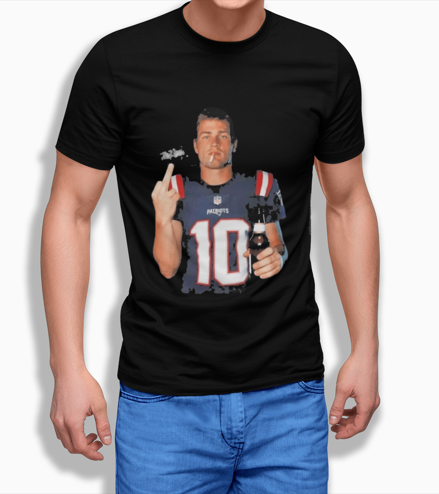 Patriots Number 10 Middle Finger Gesture Smoking Beer T-Shirt
