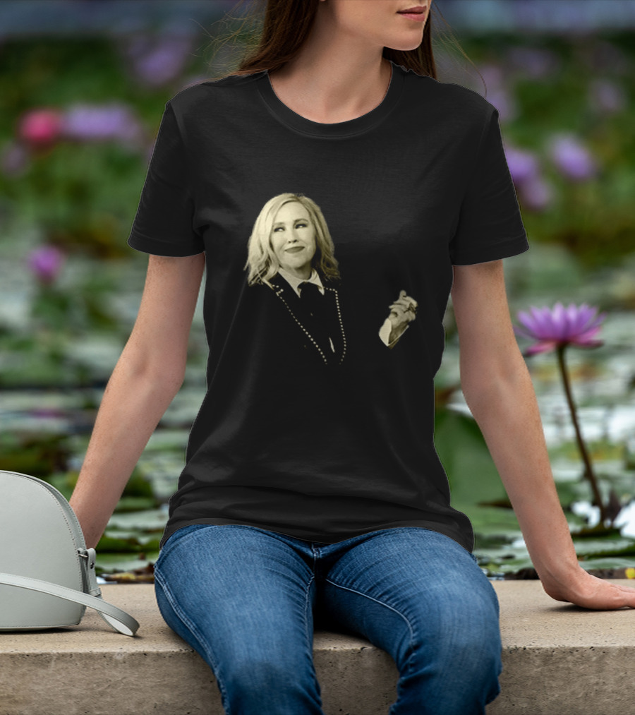 Moira Catherine O'Hara Character Fashion T-Shirt