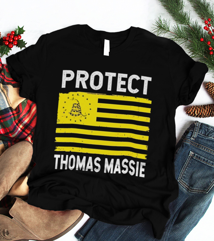 Protect Thomas Massie Gadsden Flag Yellow T-Shirt