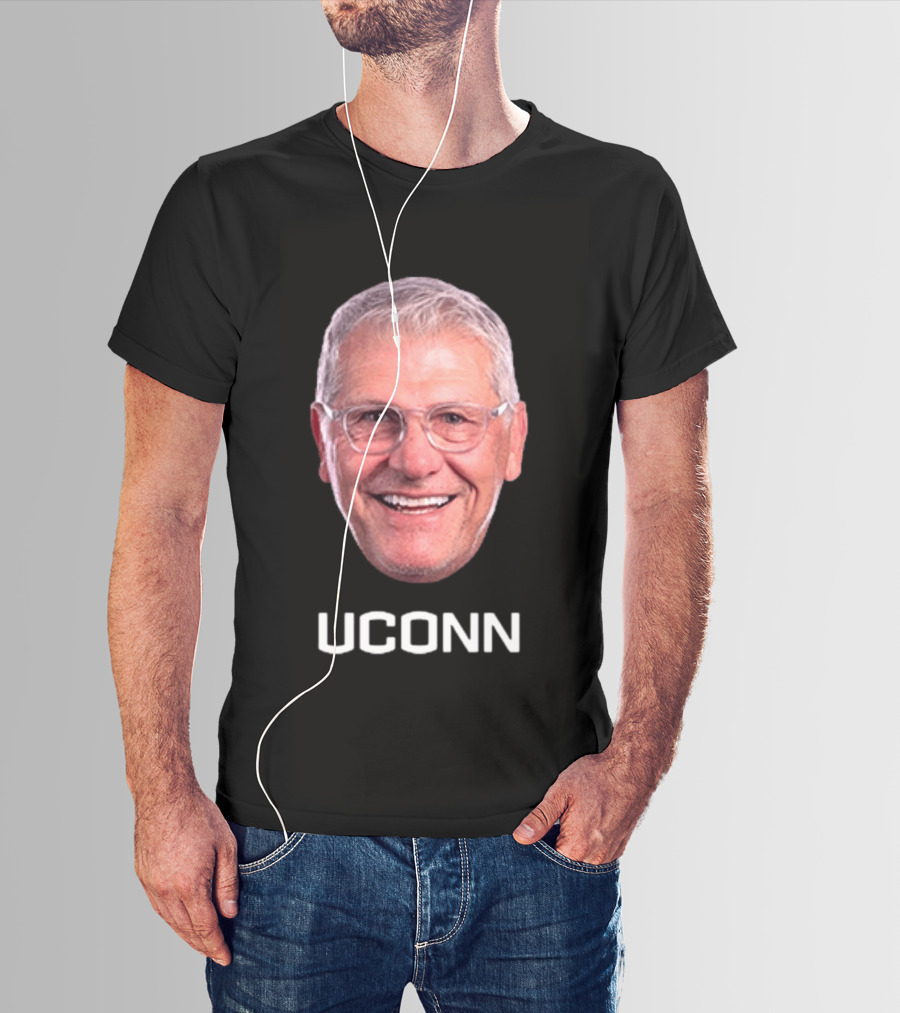 Geno Auriemma UConn Huskies Coach Smiling Face T-Shirt