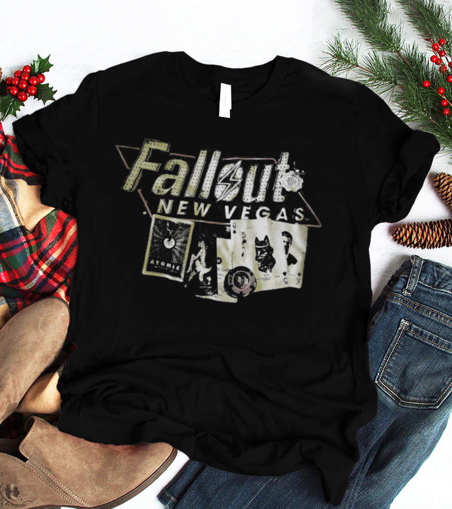 Fallout New Vegas Retro Vault Boy Playing Cards T-Shirt