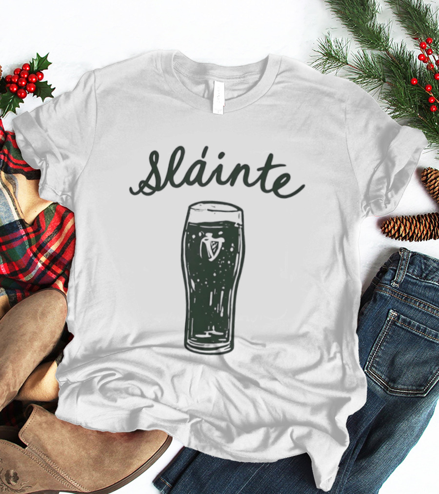 Slainte St Patrick's Day Beer Glass With Shamrock T-Shirt