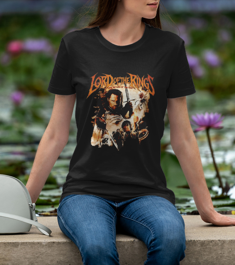 The Return Of The King Lord Of The Rings Movie Characters And Scenes T-Shirt