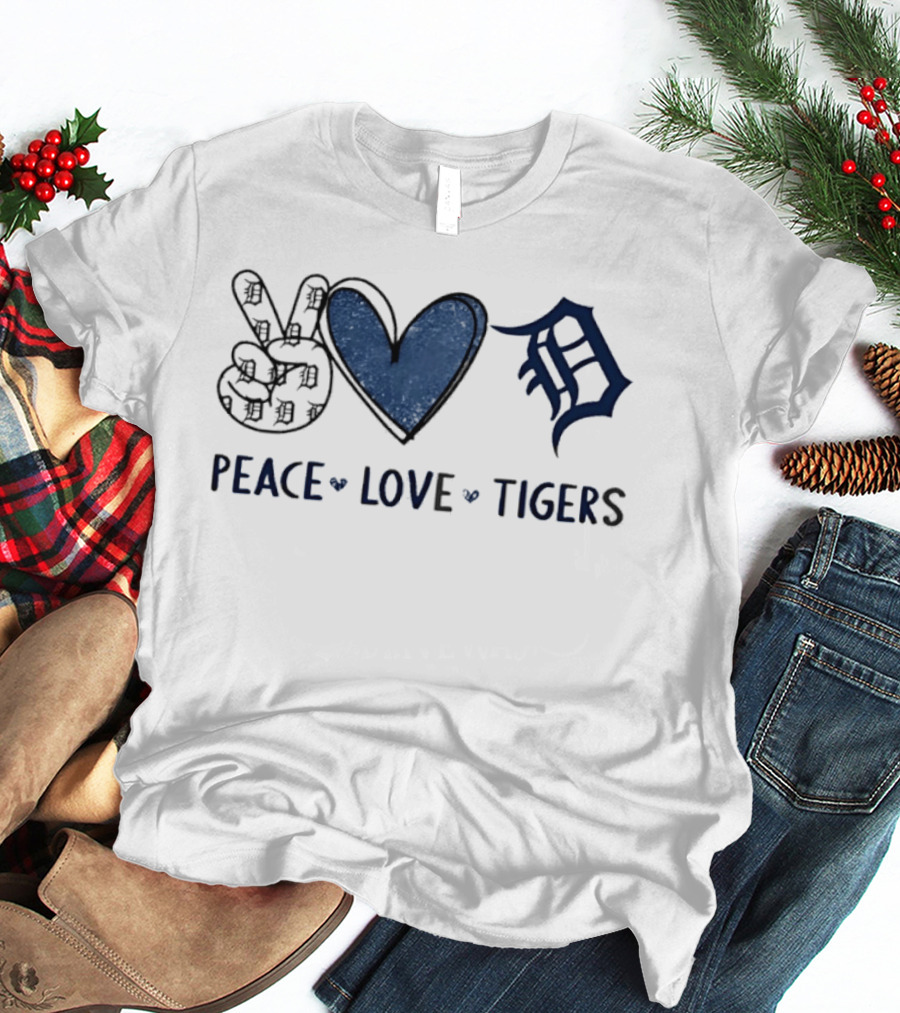 Peace Love Detroit Tigers Hand Sign Heart Shape Iconic Sports Team T-Shirt