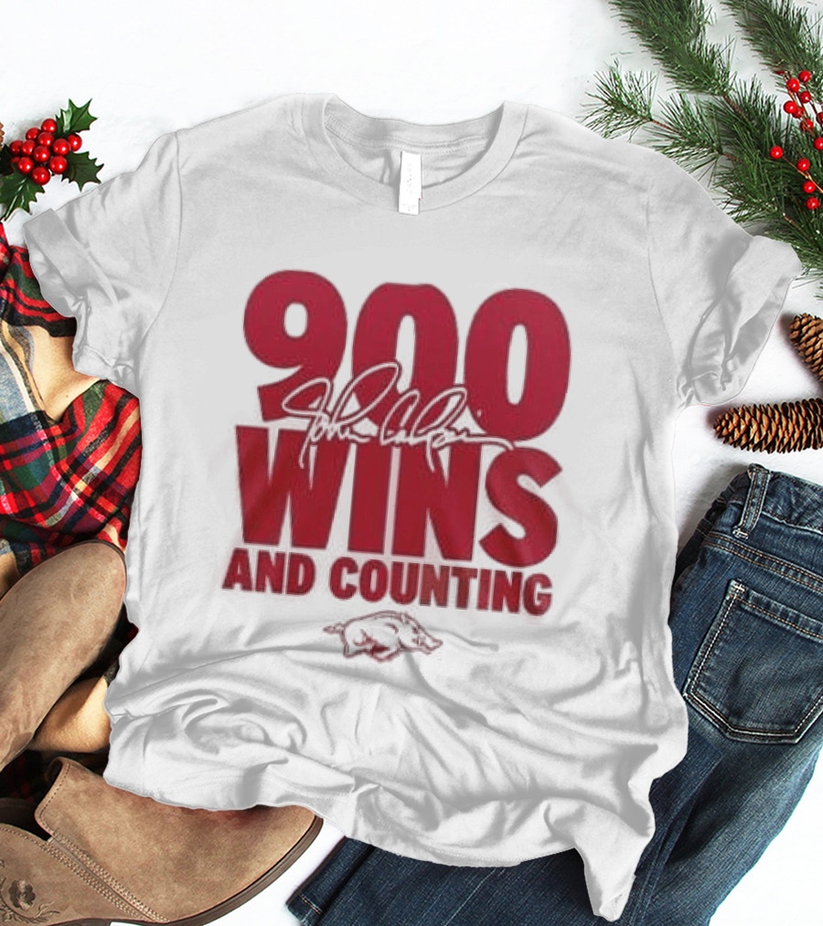 Arkansas Razorbacks Basketball 900 Wins And Counting Coach John Calipari 2026 T-Shirt