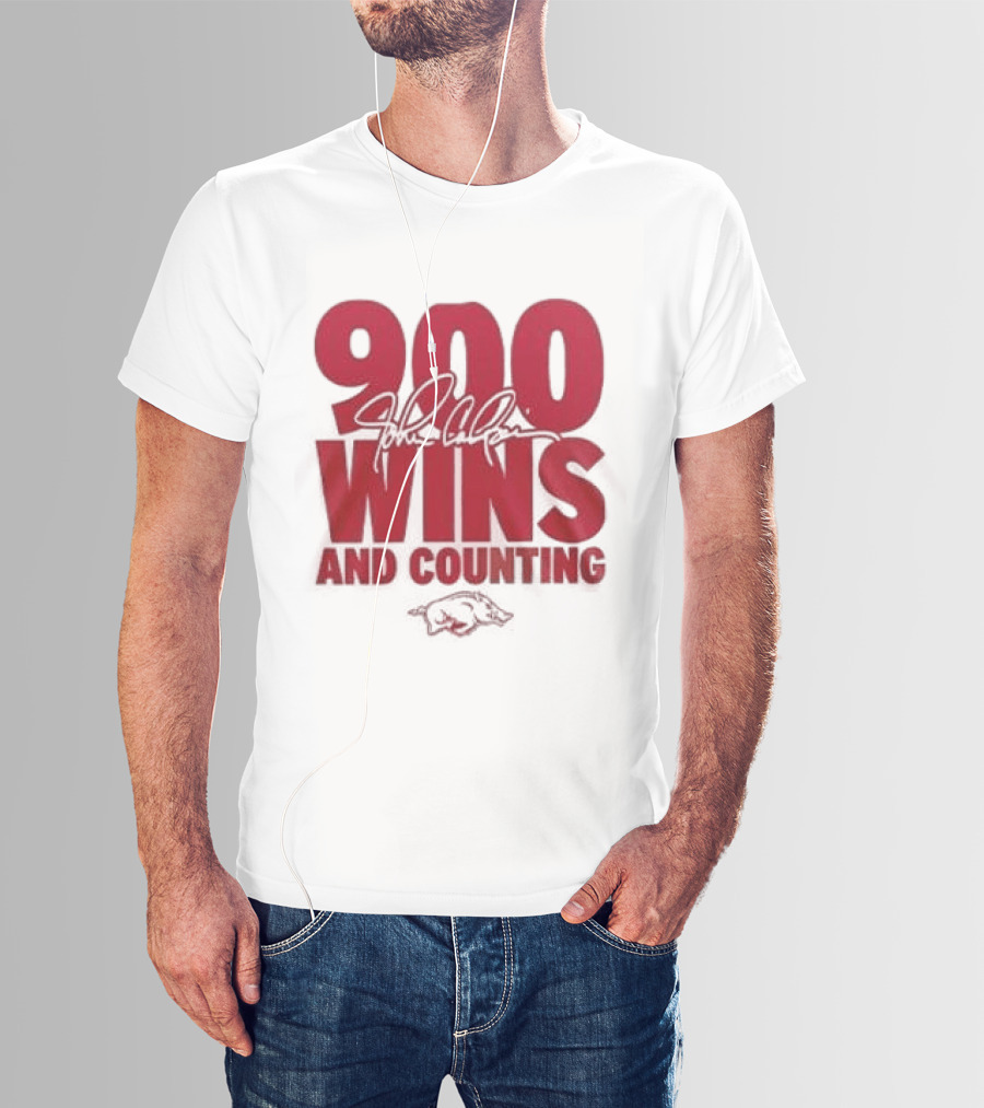Arkansas Razorbacks Basketball 900 Wins And Counting Coach John Calipari 2026 T-Shirt