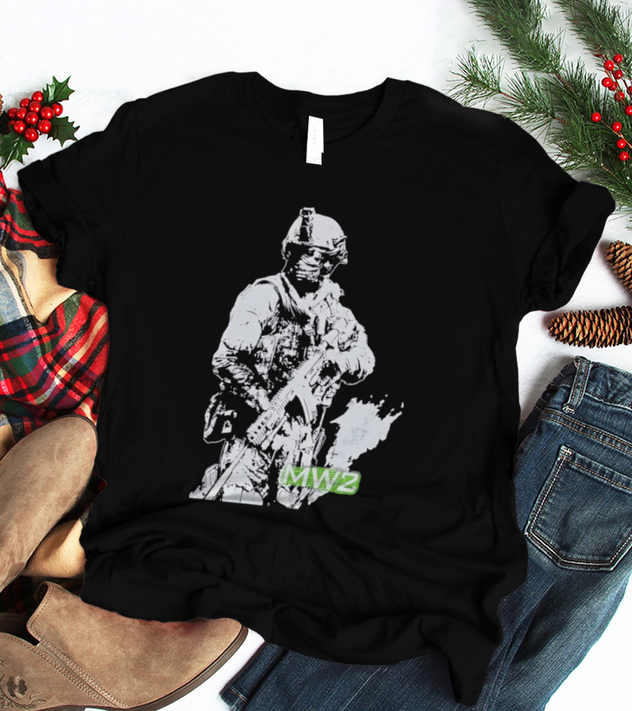 MW2 Modern Warfare Soldier Tactical Artwork Pixel T-Shirt