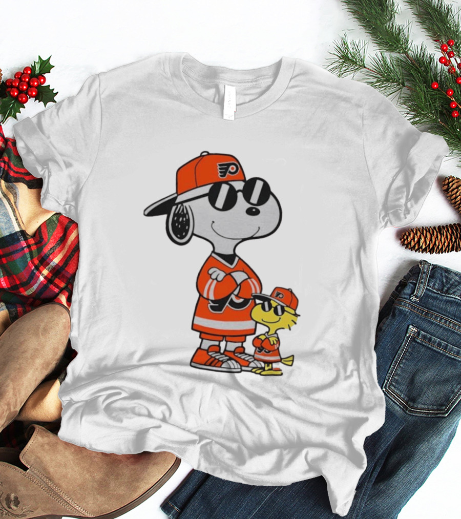 Snoopy Woodstock Philadelphia Flyers NHL Hockey Sunglasses T-Shirt