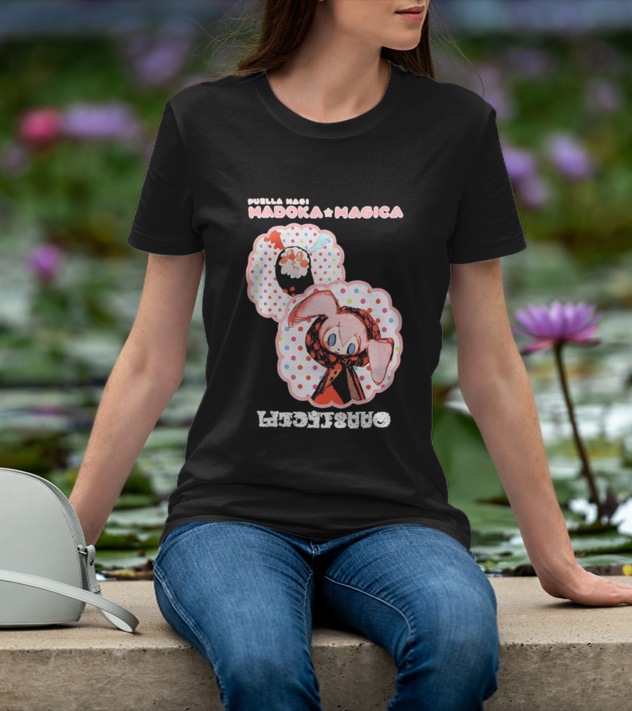 Puella Magi Madoka Magica Cute Kawaii Kyubey Quilt T-Shirt