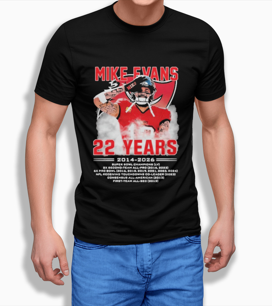 Mike Evans 22 Years 2014 2026 Red Jersey Salute Football Player T-Shirt