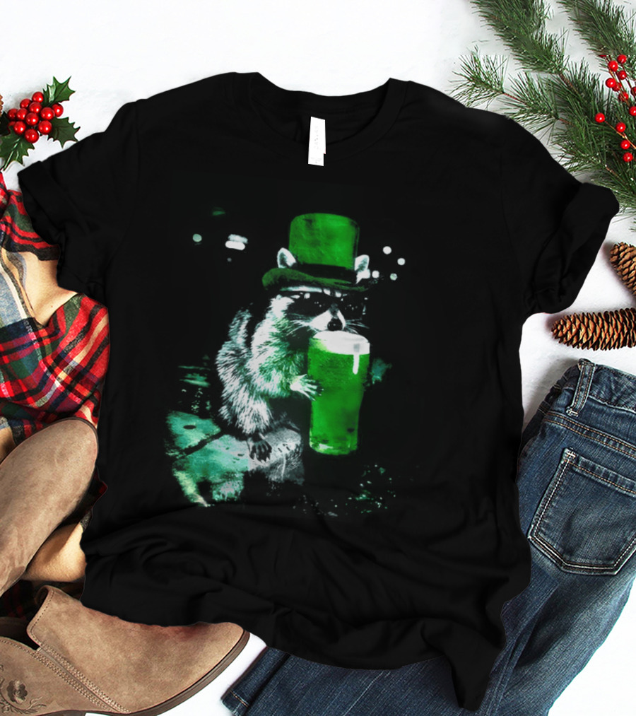 Drunk Irish Raccoon With Green Beer St Patricks Day 2026 T-Shirt