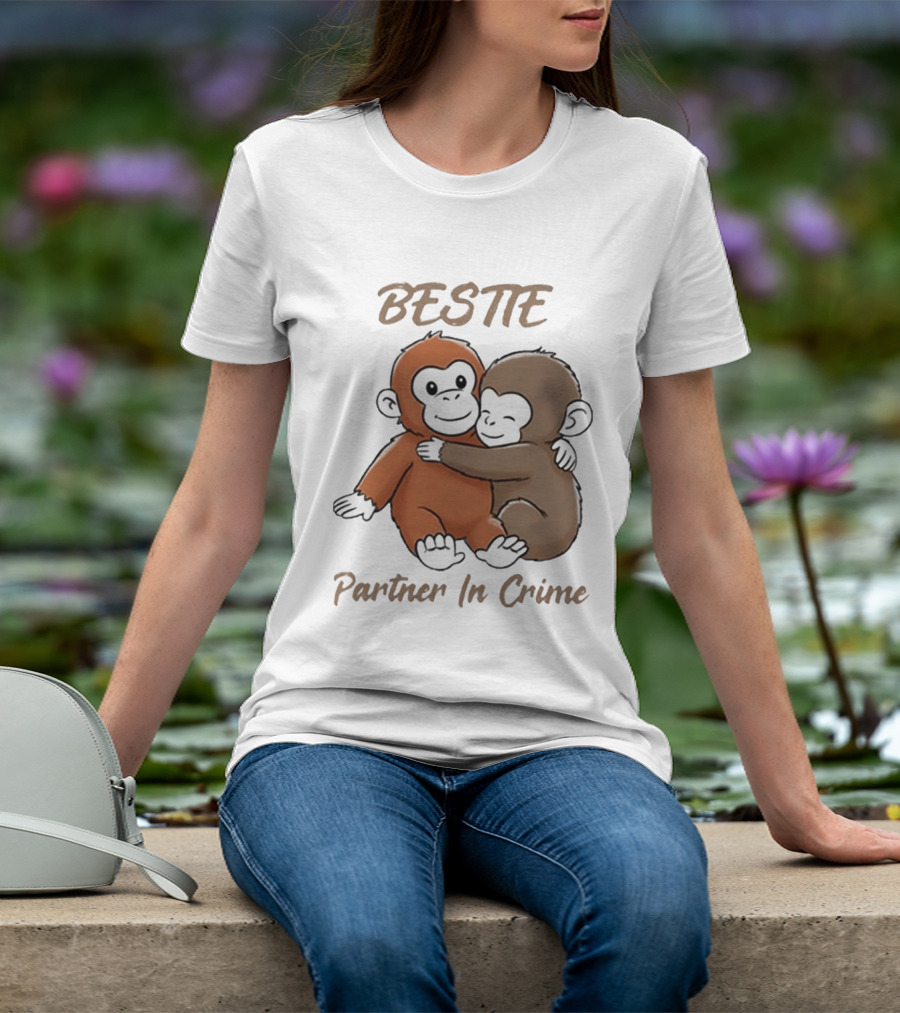 Bestie Partner In Crime Cute Monkey Hug Friendship T-Shirt