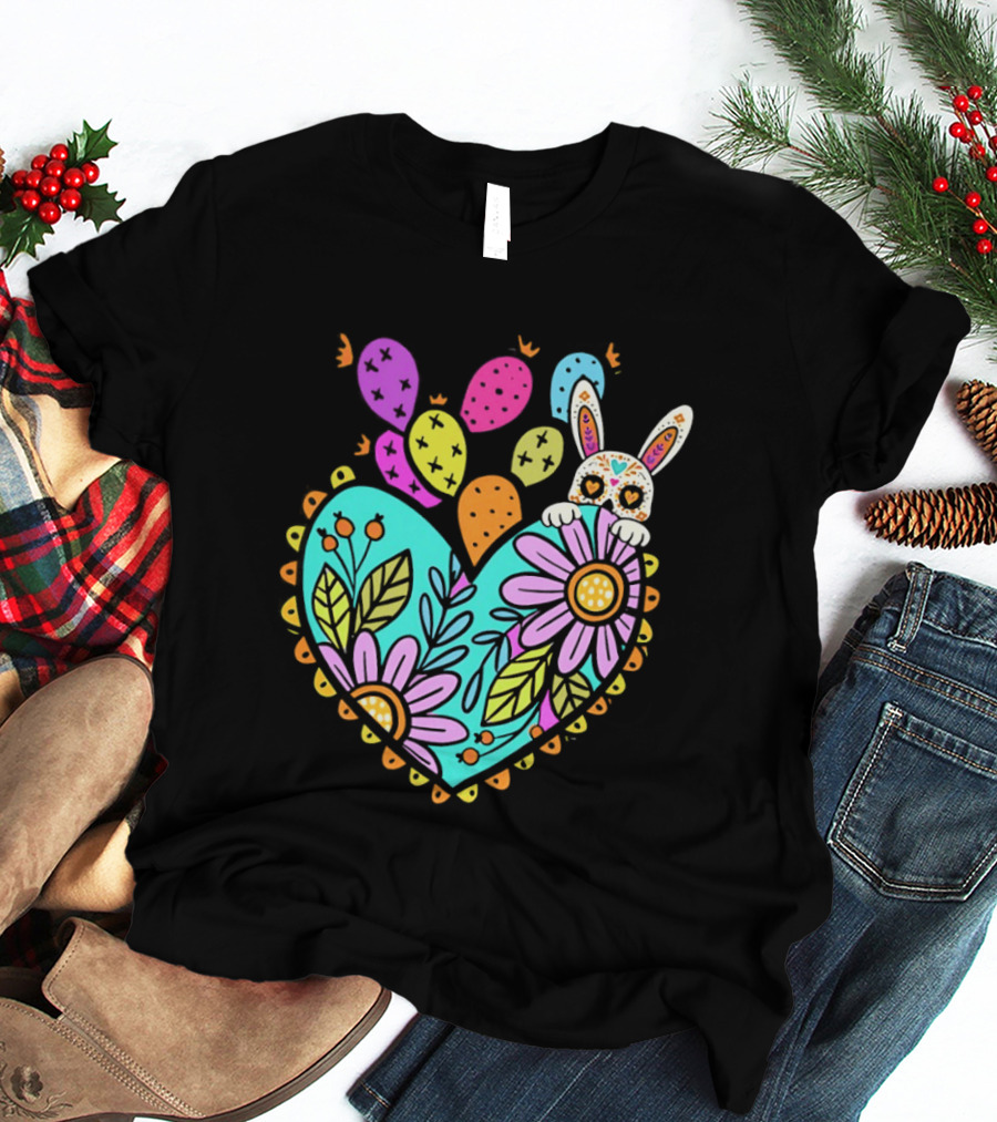 Easter Day Rabbit Holding Heart Sagrado Corazon Floral Bunny Balloons T-Shirt