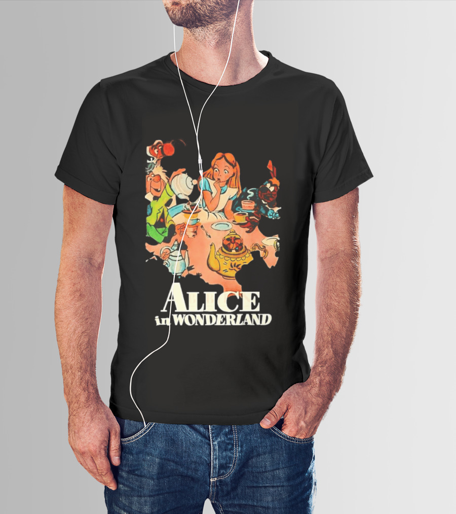 Alice In Wonderland Mad Hatter Tea Party Cartoon Smoking Scene T-Shirt
