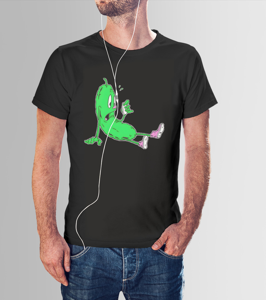 Stunsig Green Pickle Cartoon Phone Expression T-Shirt
