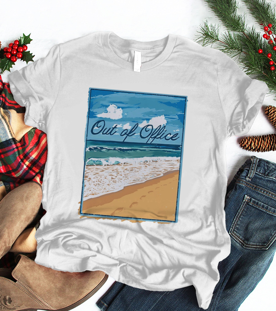 Out Of Office Beach Painting Photo 2025 Blue Sky Ocean Waves Sand T-Shirt
