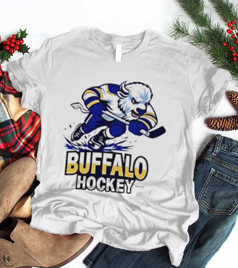 Buffalo Hockey Charging Bison Dynamic Action Sports Team Gear T-Shirt