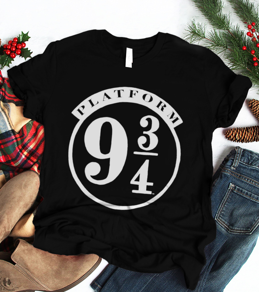 Platform Nine And Three Quarters 9 3/4 Magic Train Station Sign T-Shirt