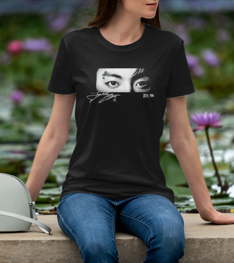 Jungkook Eyes BTS Arirang Tour Apparel K Pop Fandom Fashion T-Shirt