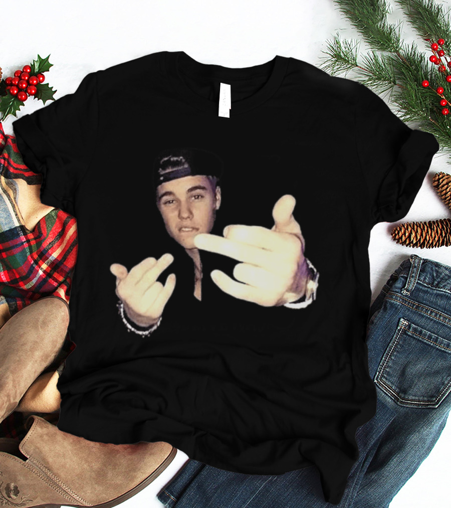 Justin Bieber Middle Finger Gesture Bold Expression T-Shirt