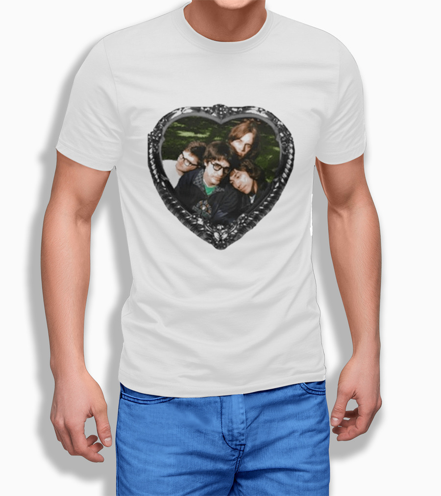 The Lazy Eyes Album Purple Show Heart Frame Band Photo T-Shirt