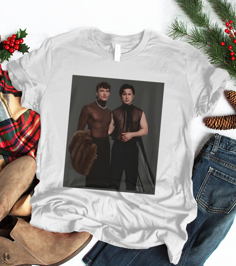 Ilya Rozanov Connor Storrie Oscars Heated Rivalry Fashion Moment T-Shirt