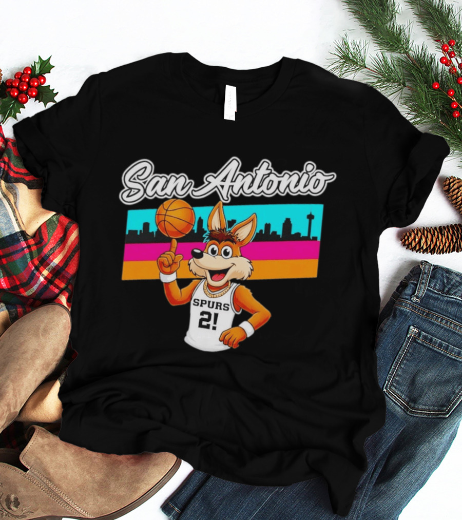 San Antonio Coyote Spurs Basketball Skyline 21 T-Shirt