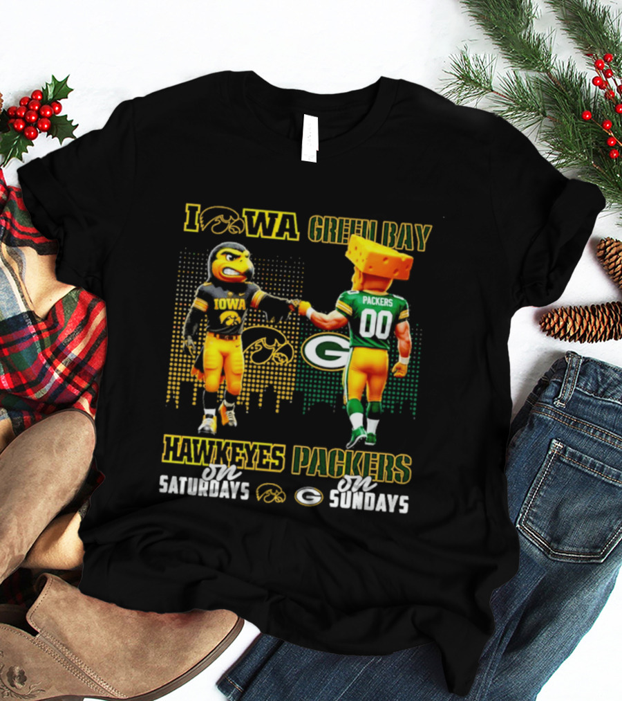 Iowa Hawkeyes On Saturdays Green Bay Packers On Sundays City Skyline T-Shirt