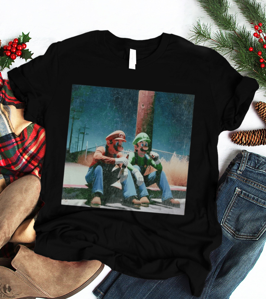Super Mario Bros Mario And Luigi Relaxing And Drinking Scene T-Shirt
