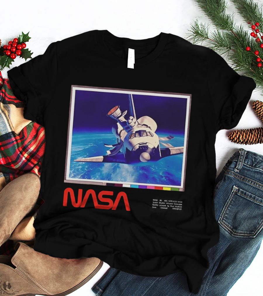 Space Shuttle In Orbit NASA T-Shirt