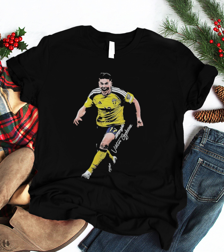 Viktor Gyokeres Player Illustration In Jersey T-Shirt