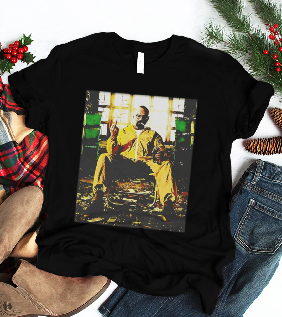 Breaking Bad Walter White Iconic Yellow Suit Middle Finger Scene T-Shirt
