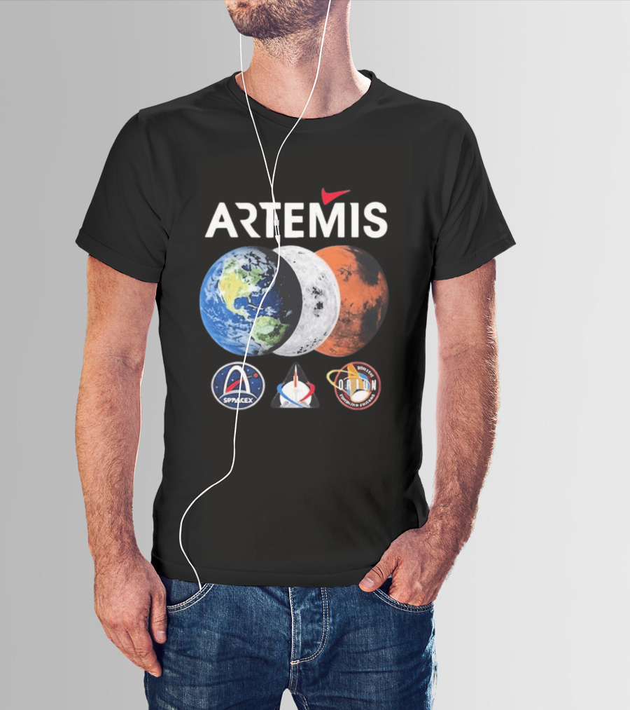Artemis SpaceX Orion Mission Moon Earth Mars T-Shirt