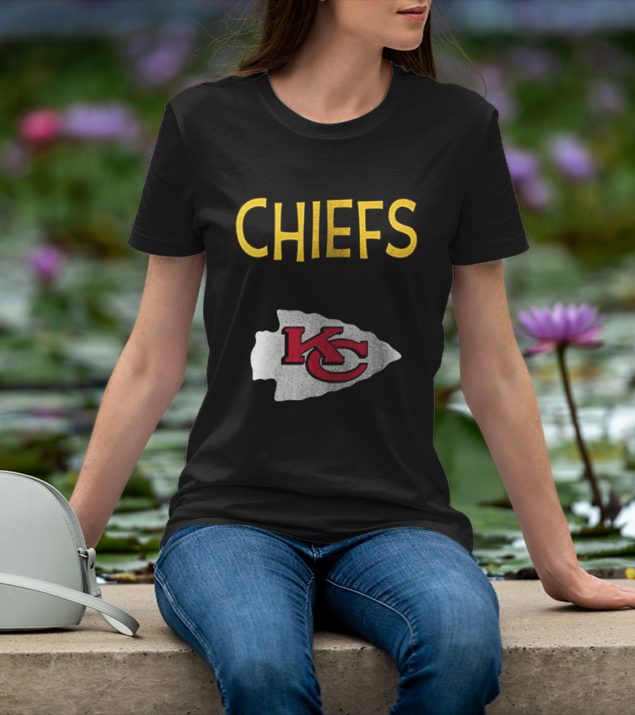 Kansas City Chiefs Peanuts Snoopy Woodstock Go Chiefs Football T-Shirt