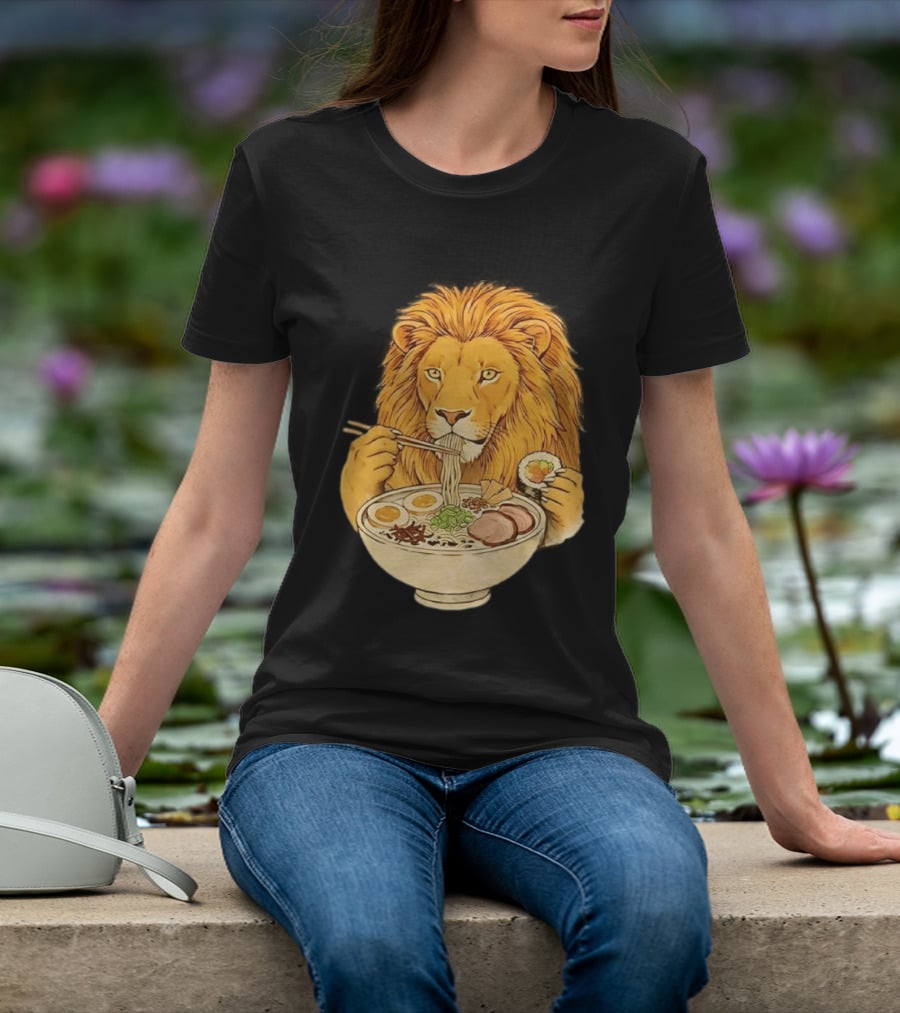 King Lion Eating Ramen Noodles With Sushi Meme T-Shirt