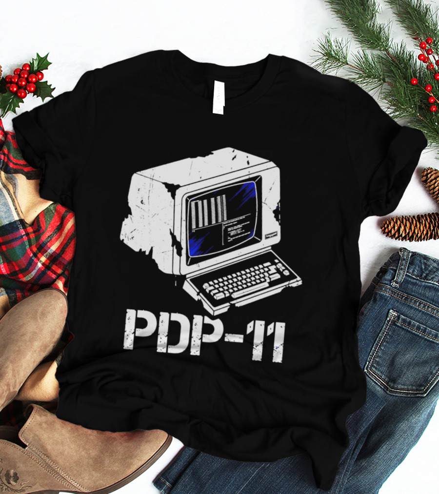 PDP 11 Vintage Computer Terminal Retro Distressed T-Shirt