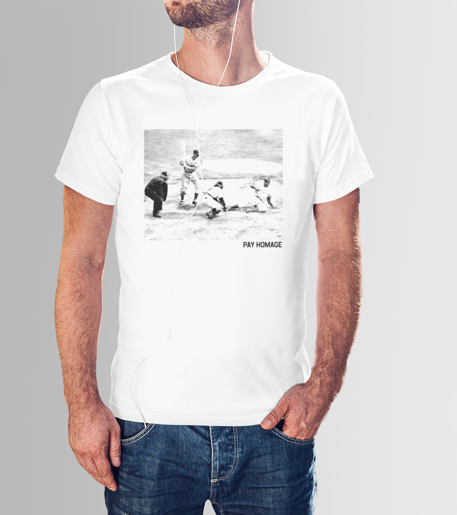 Jackie Robinson Dodgers Pay Homage Vintage Baseball Scene T-Shirt