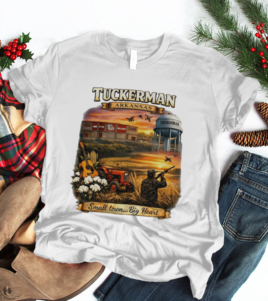 Tuckerman Arkansas Home Of The Bulldogs Water Tower Small Town Big Heart Tractor Hunter Guitar T-Shirt