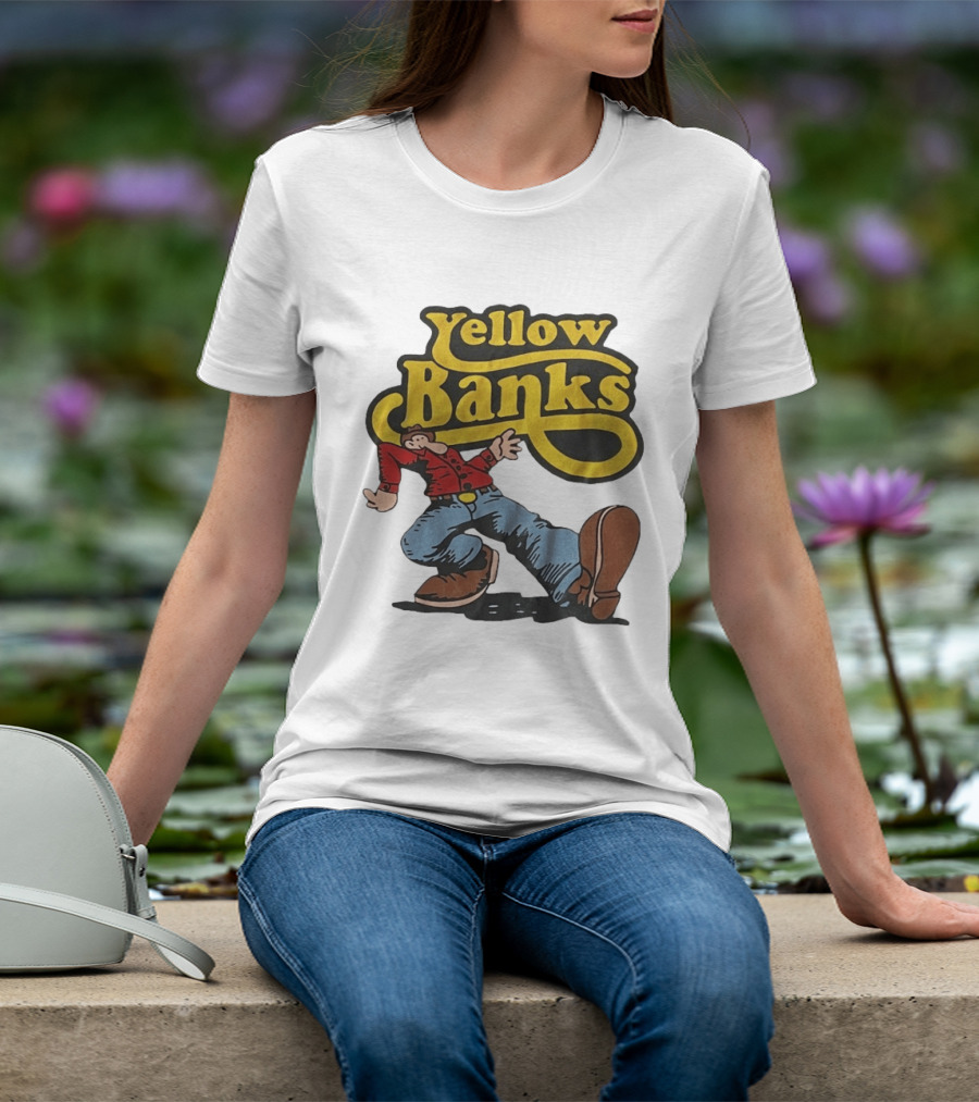 Yellow Banks Retro Cartoon Style Fun T-Shirt