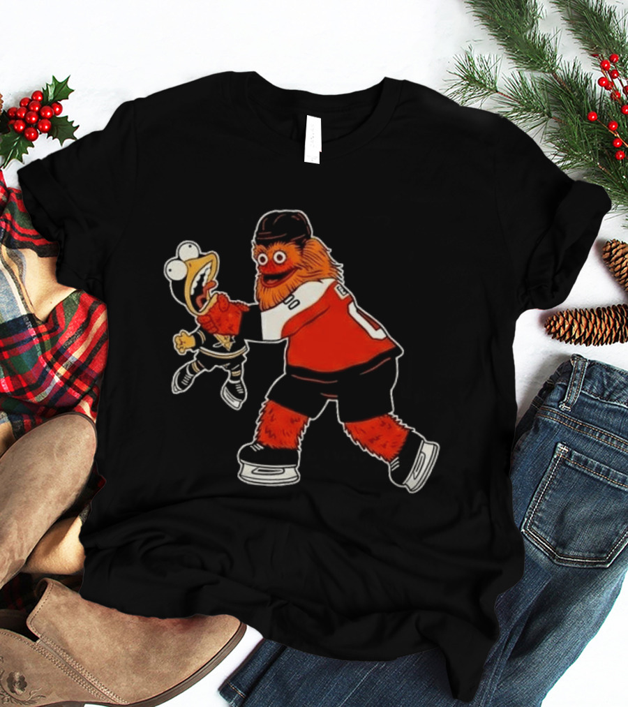 Gritty Vs Iceburgh Philadelphia Flyers Pittsburgh Penguins Hockey Meme T-Shirt